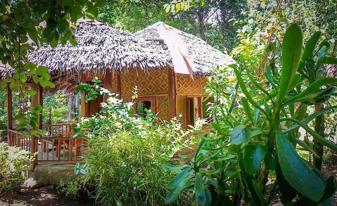 Sunset Cottages Hitokalak Ngoại thất bức ảnh